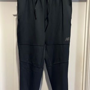 New balance black drafted joggers